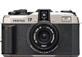 PENTAX 17: Cámaras Compactas de Focal Fija